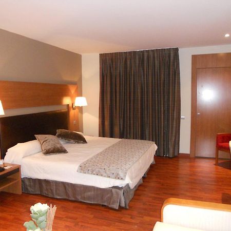 Alti Hotel Bagneres-de-Luchon Exterior photo